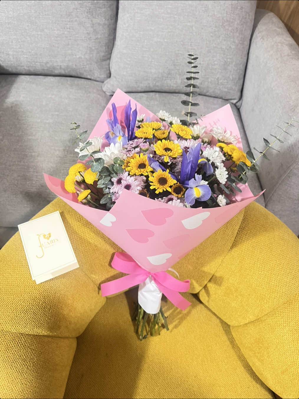 @JUARIS FLORERIA💐
