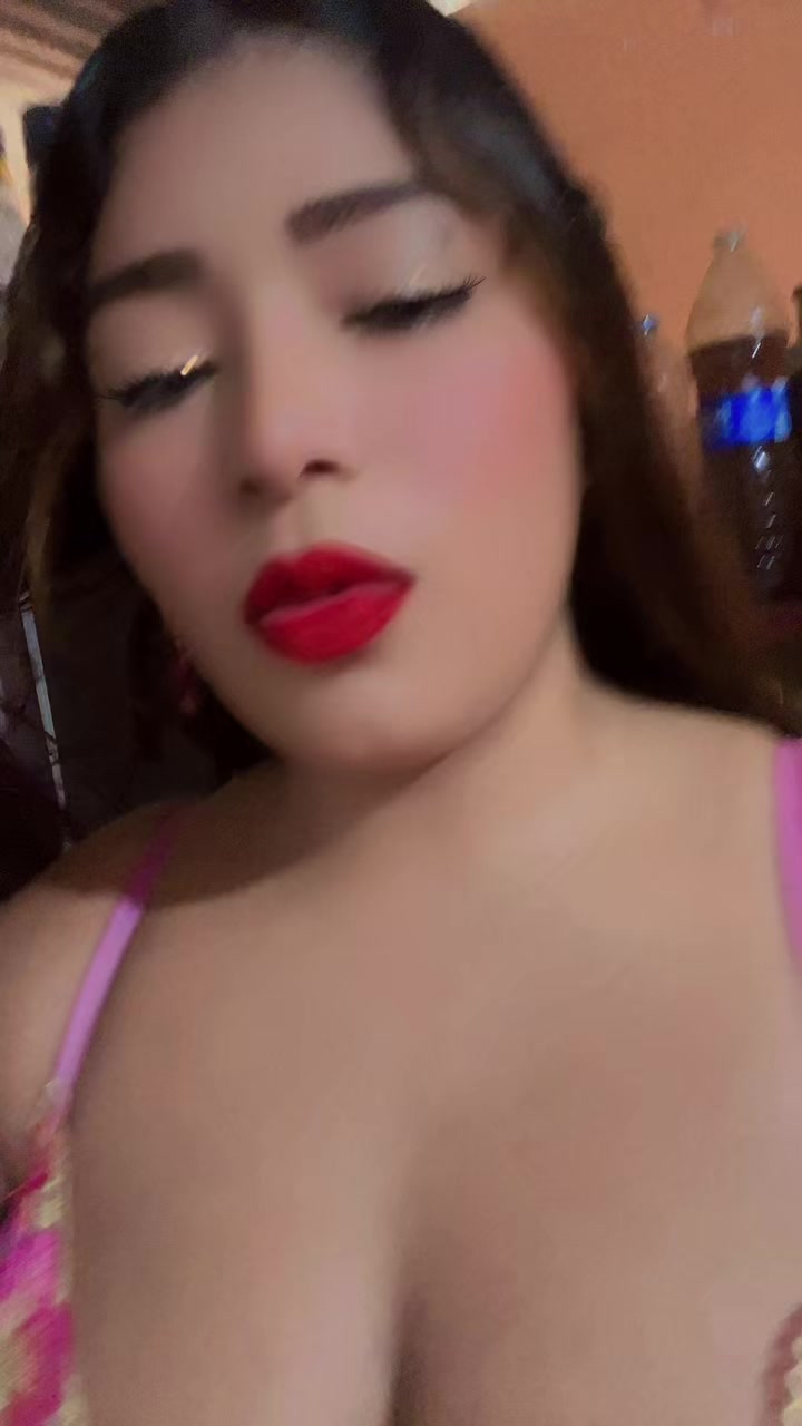 @kendrafalcon1