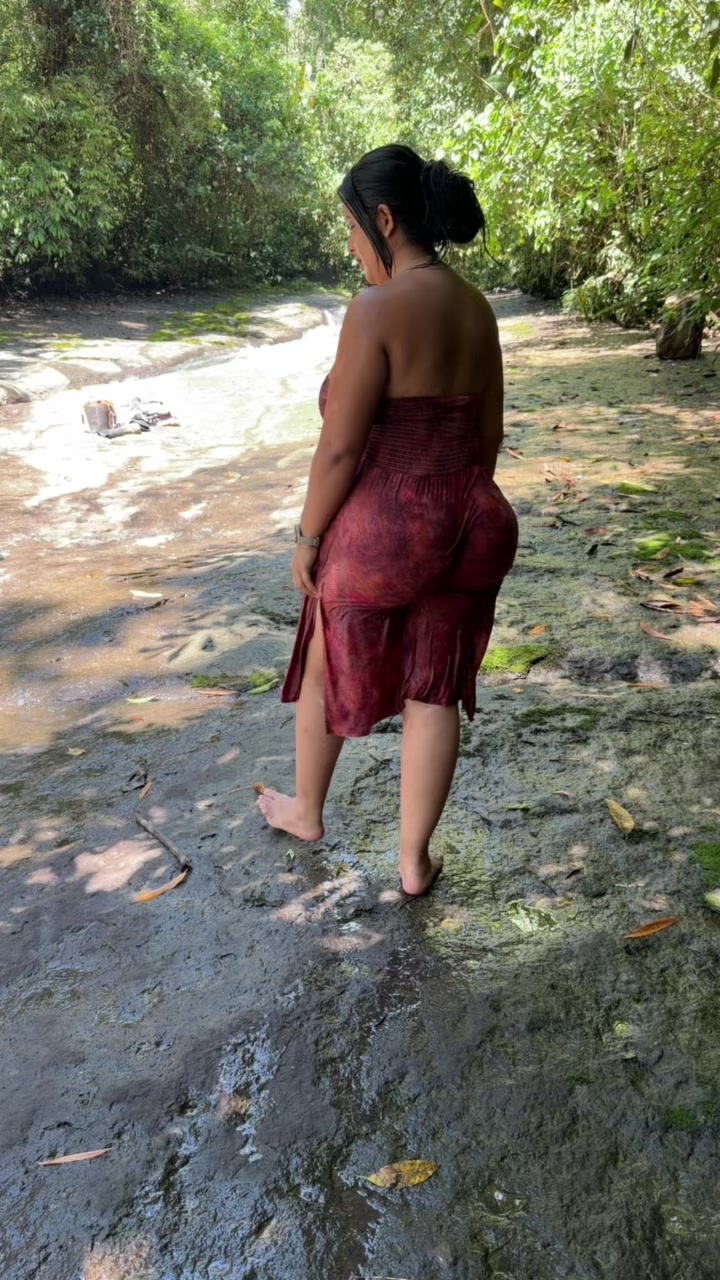 @alejandraquiroz