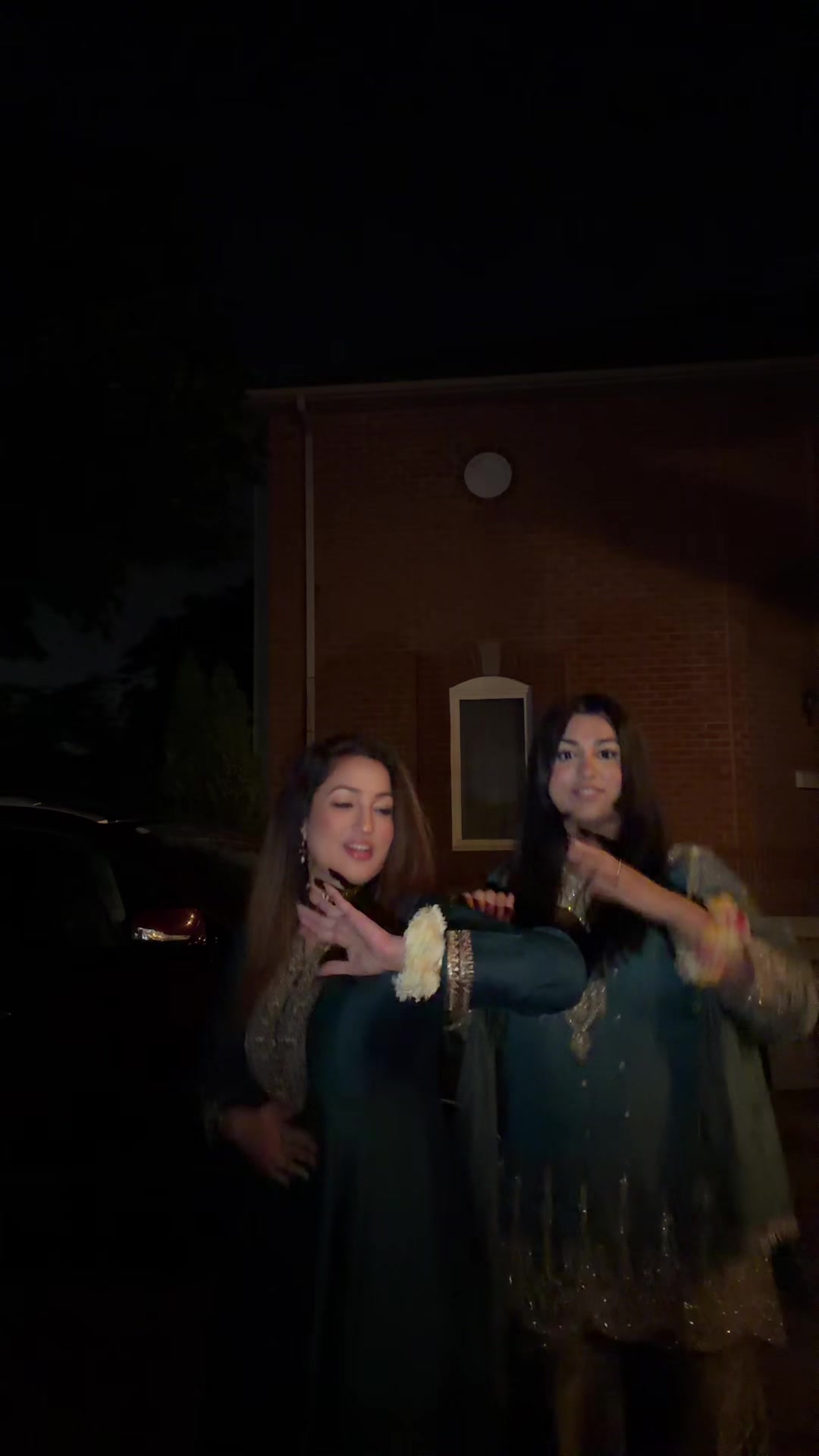 @Ayesha Khan