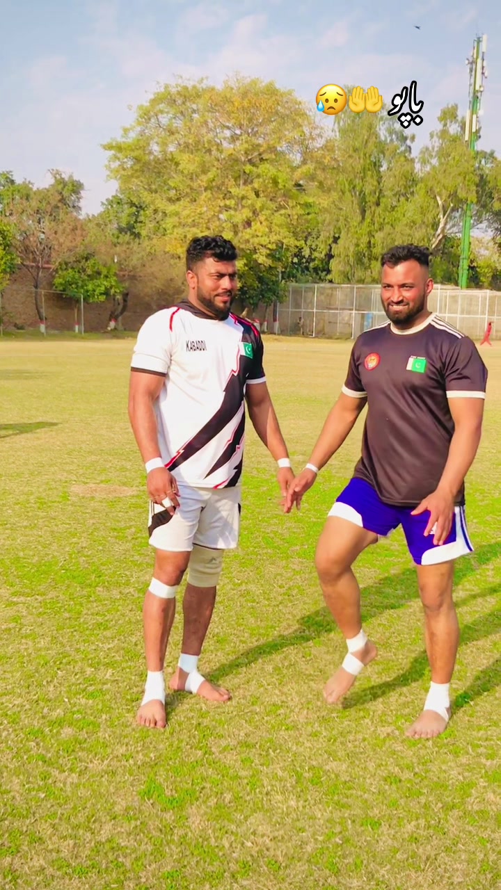 @نمبردرا  دا مُنڈا  احد گِل