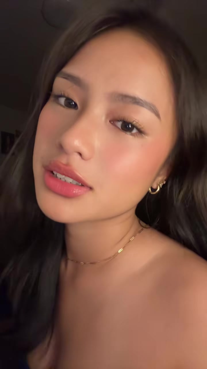 @yananicole
