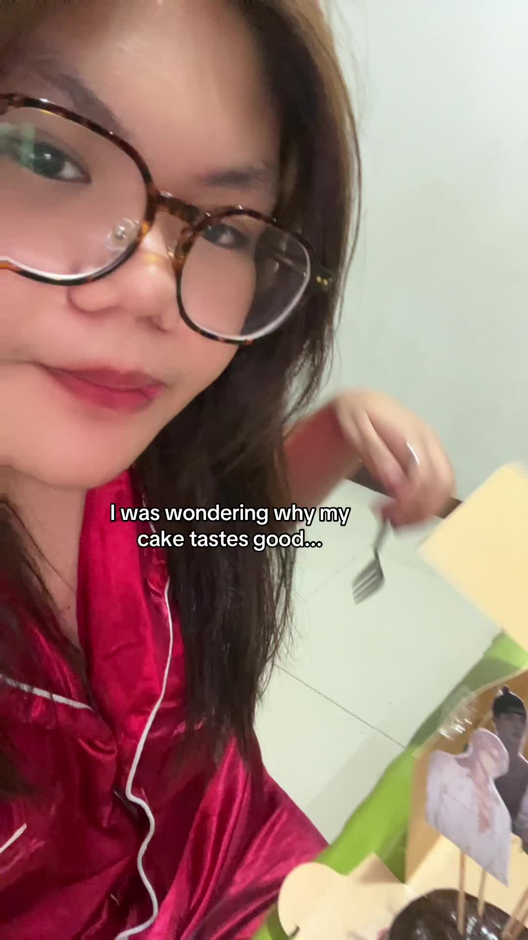 @shesintothaibl