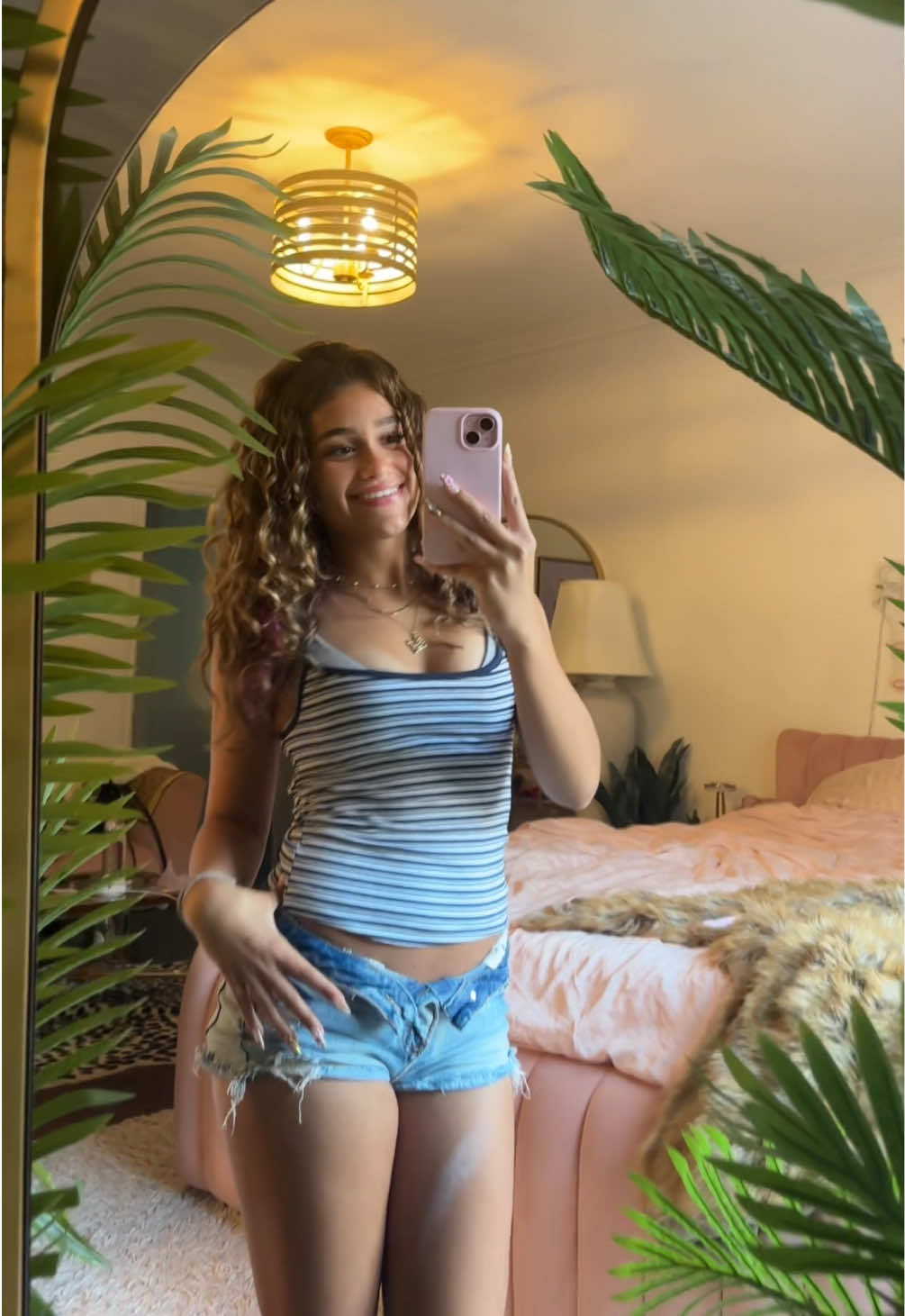 @Melana Rae