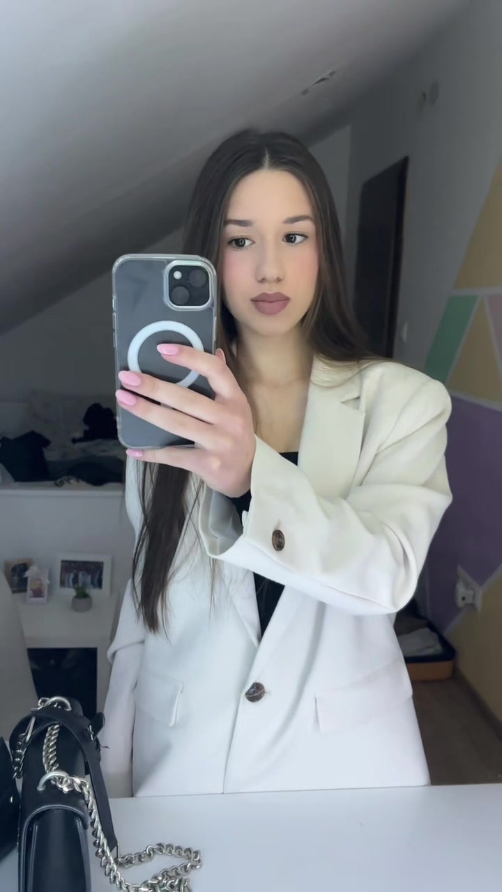 @natasa