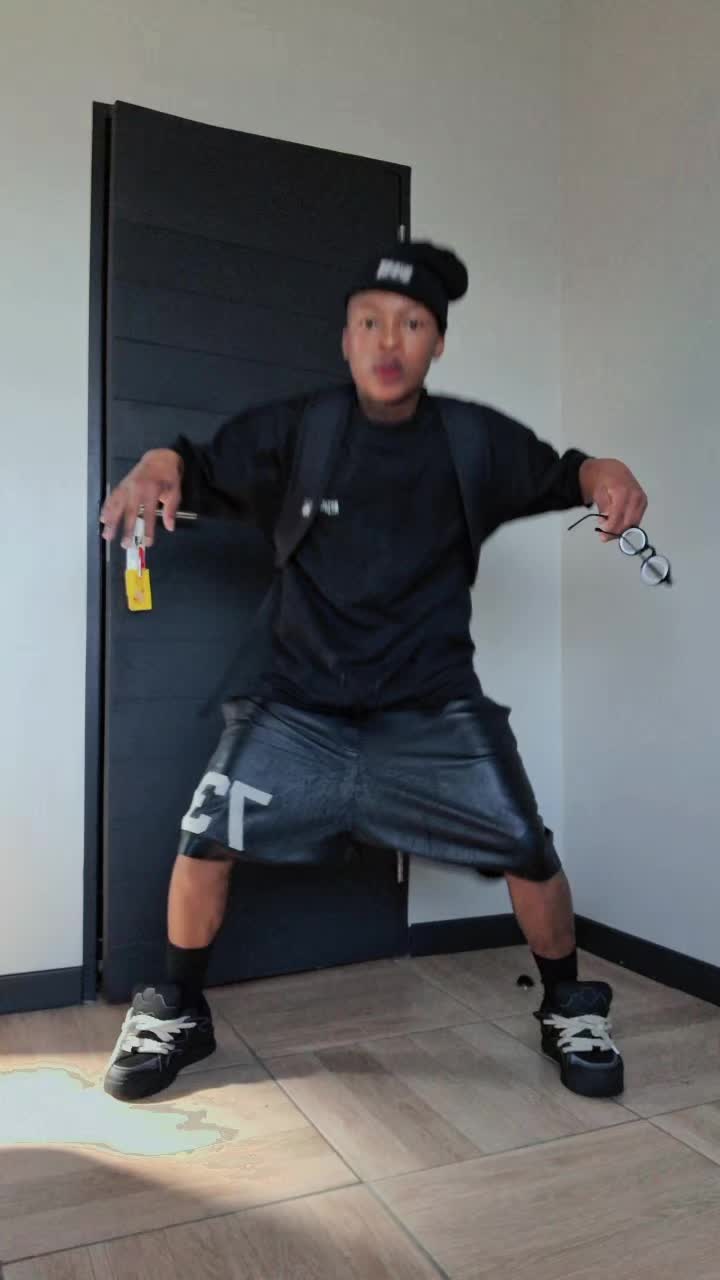 @🅿️𝗵𝗮𝗯𝗹𝗼_𝗞_𝗥𝘀𝗮🇿🇦