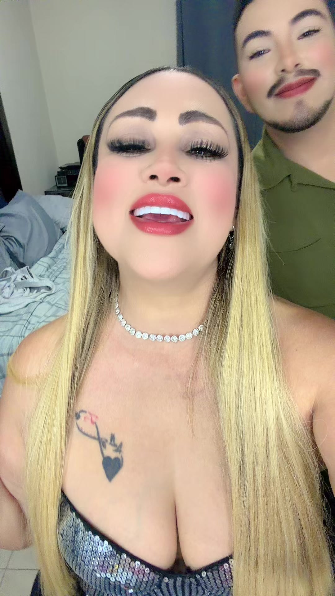 @Zitliali Núñez Oficial