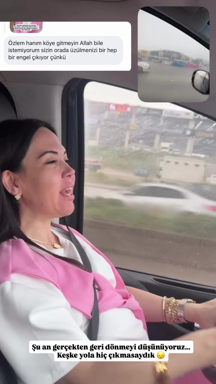 @Özlem Öz Arşiv Fan