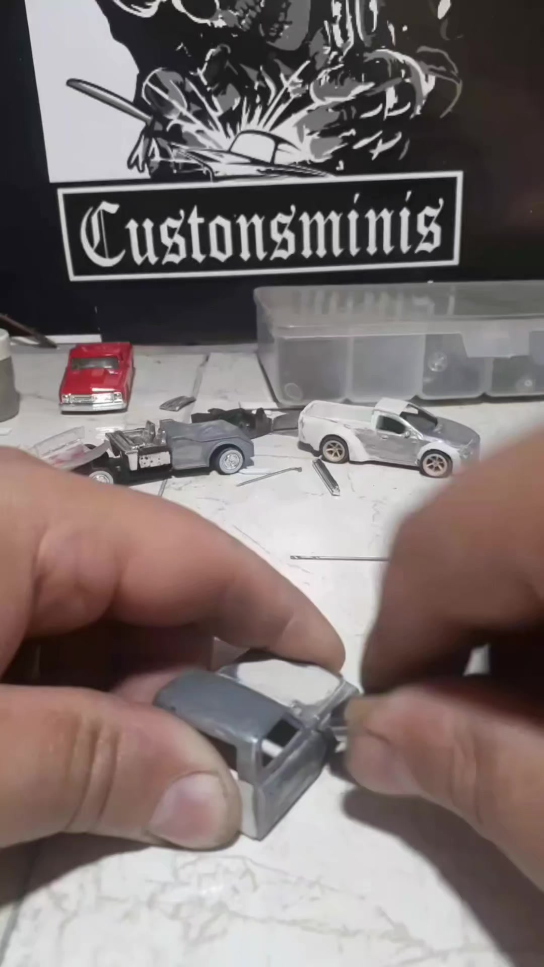 @custonsminis