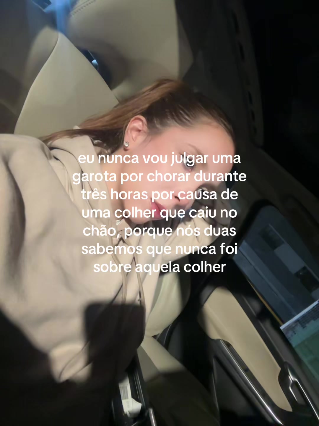 @flywithsofi