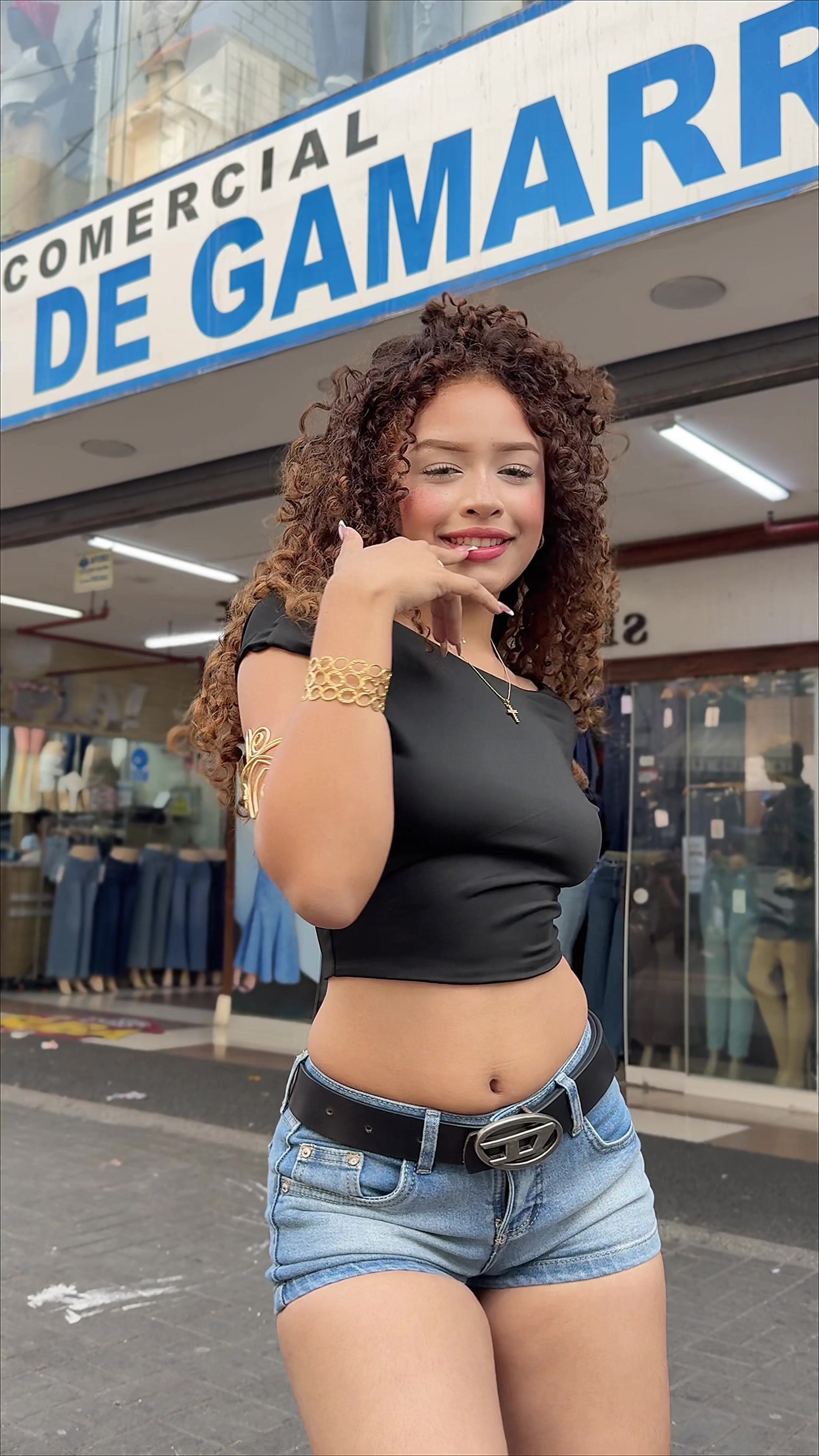 @astridvalentinaa0