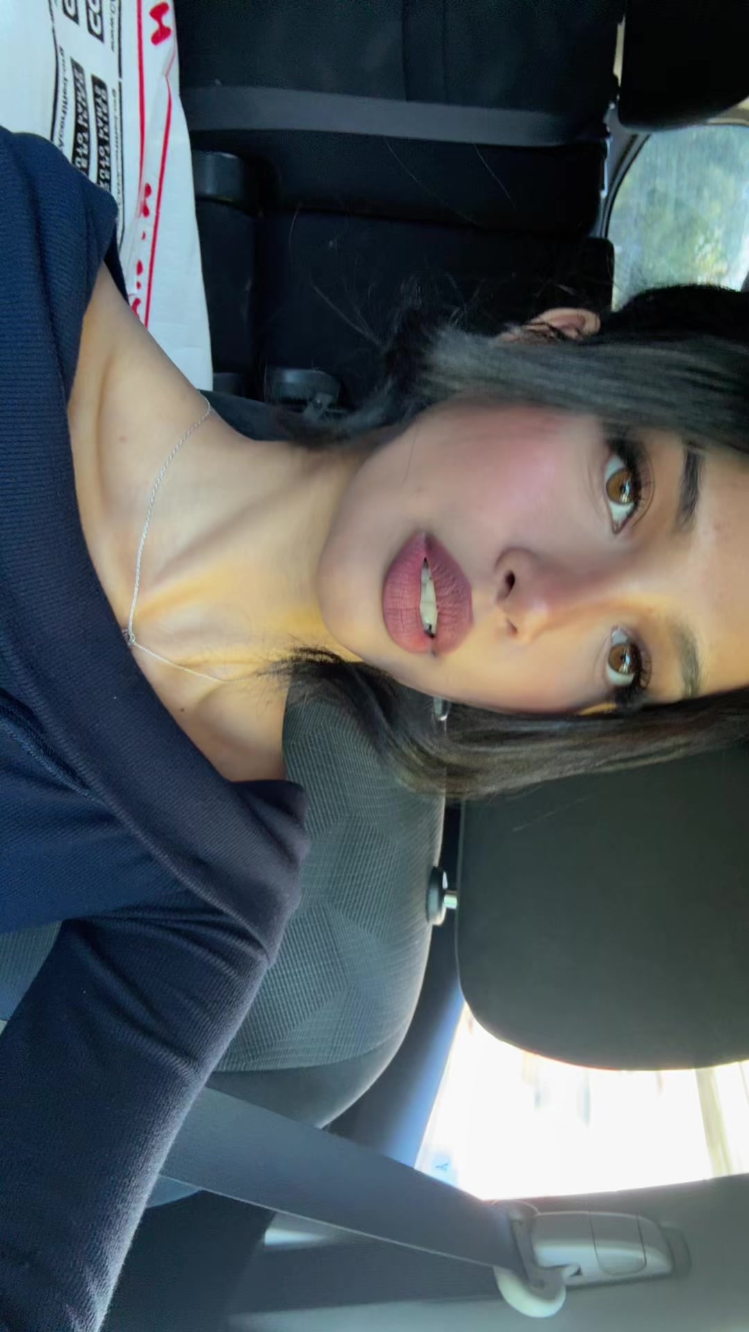 @🦢