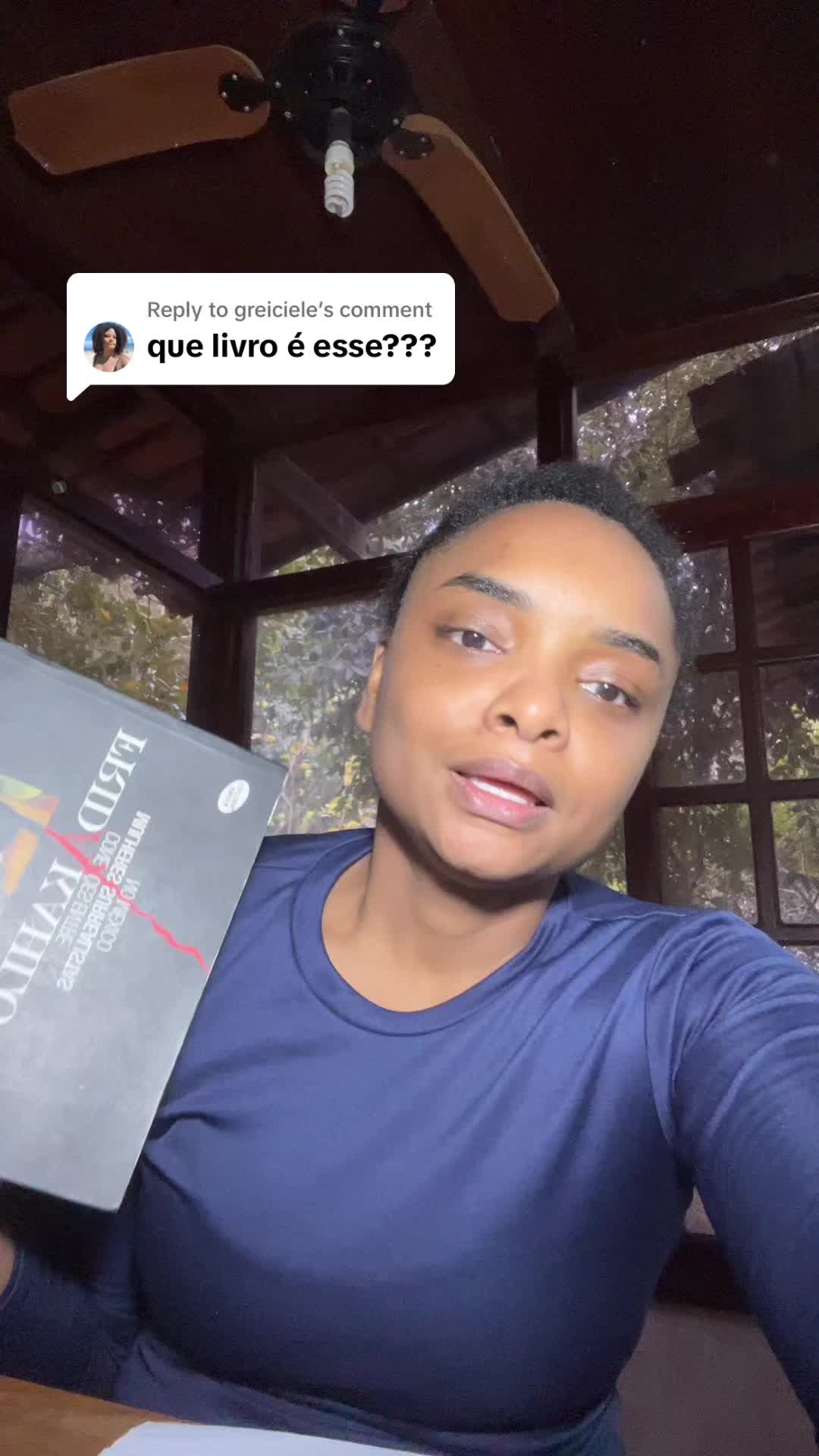 @Esthela