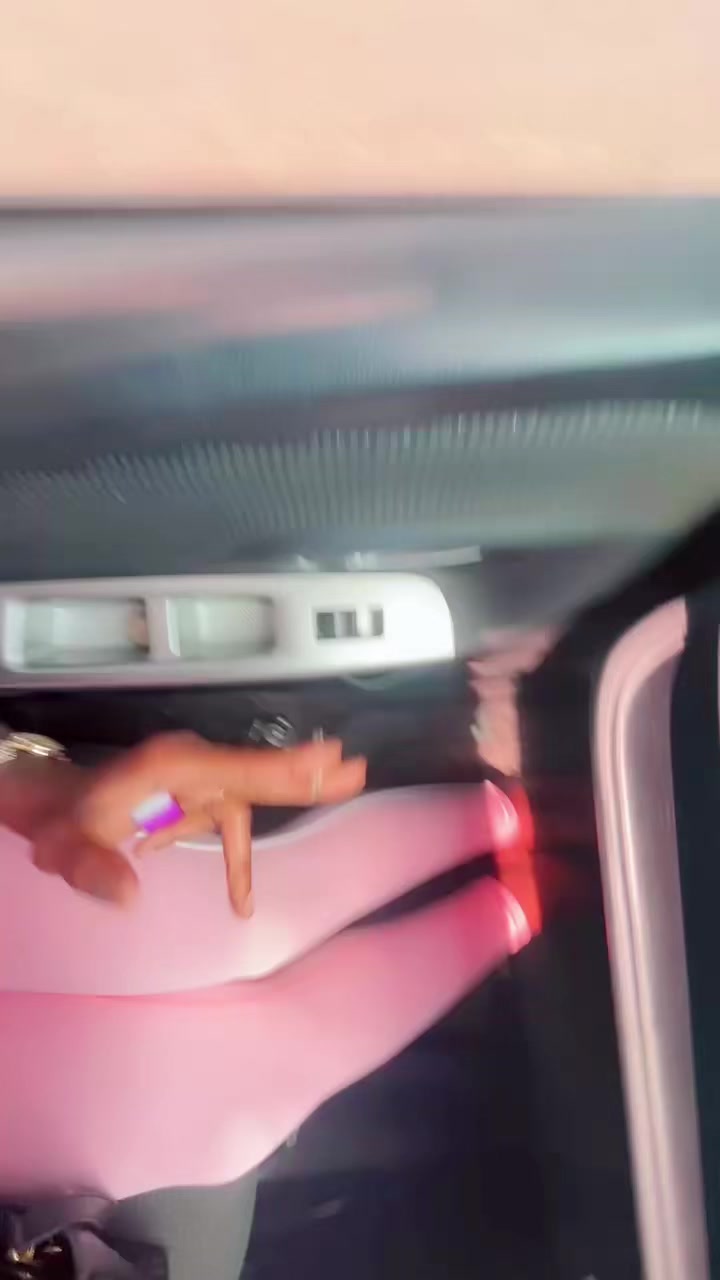 @rochella34