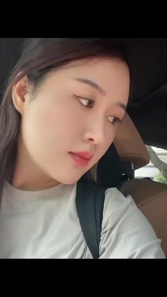 @🔴❤️Neng Gemoy❤️🔴