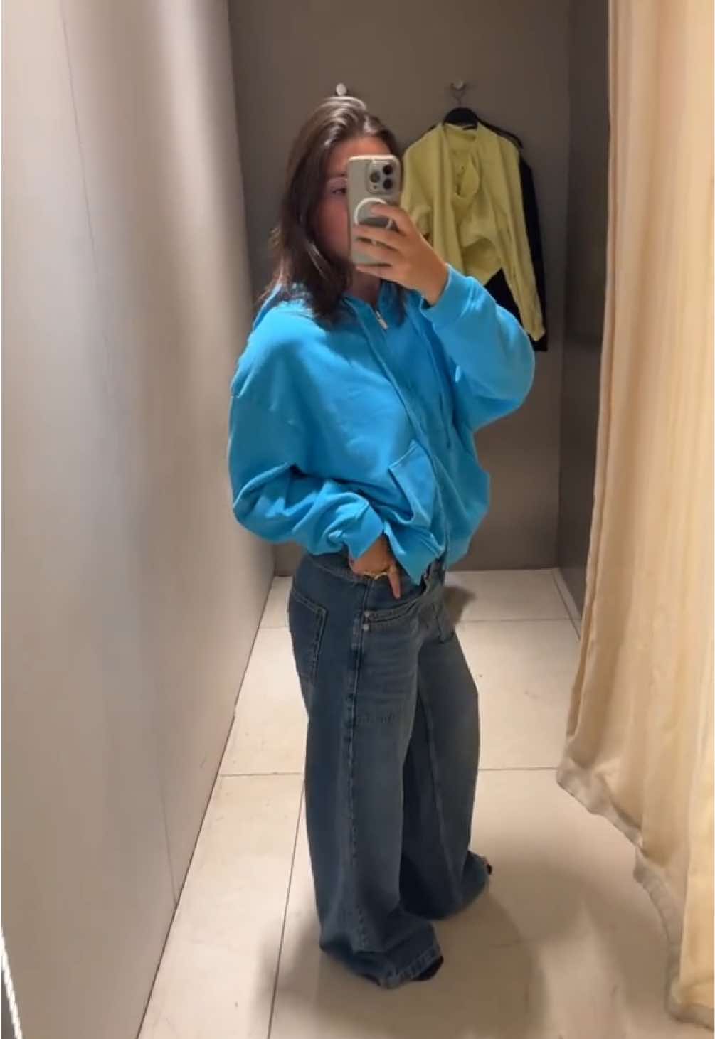 @emma_sarano