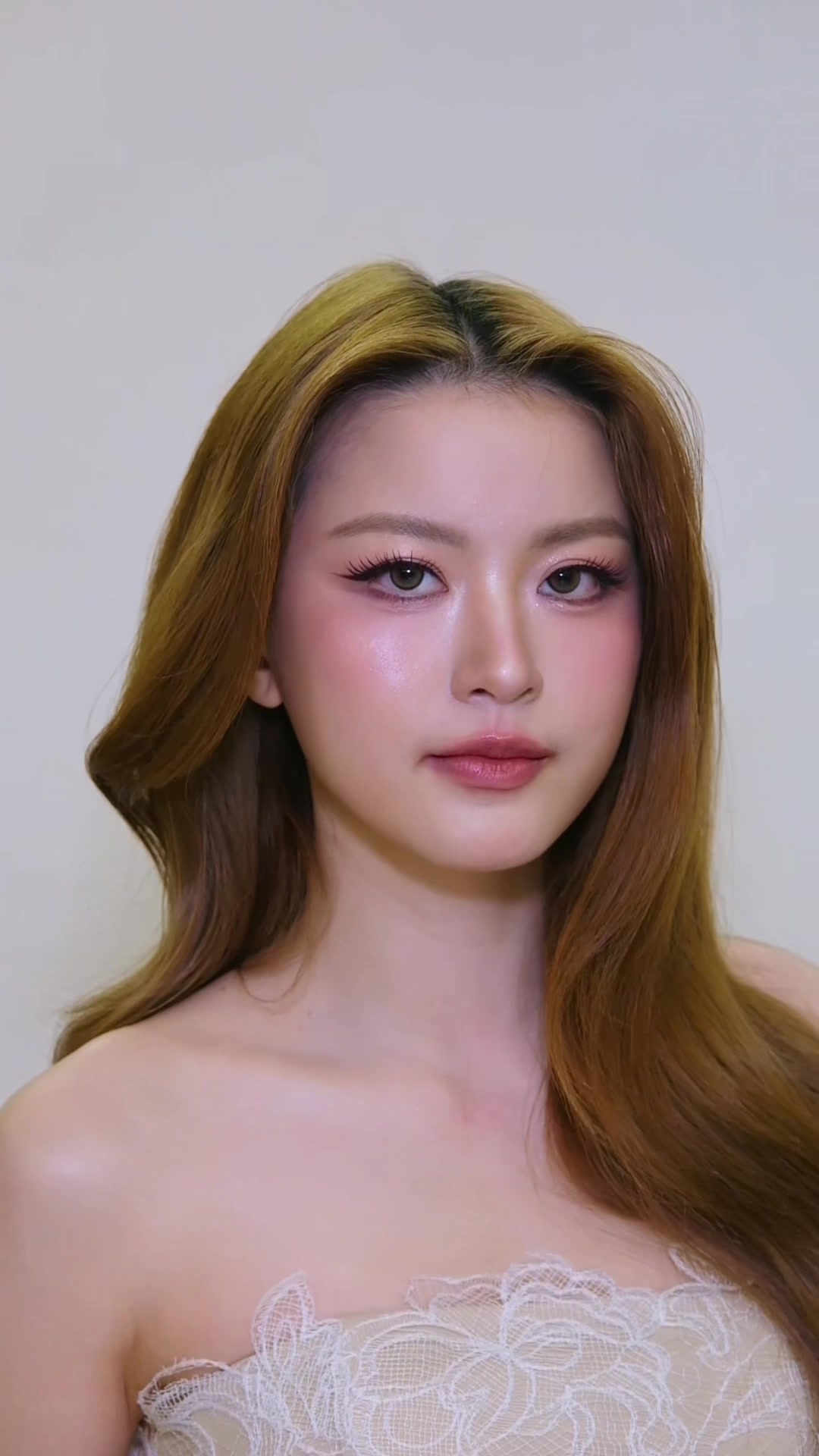 @ธันวาที่ชอบแต่งหน้า