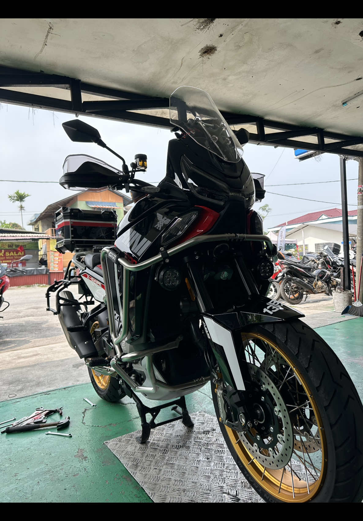 @TR MOTORSPORT