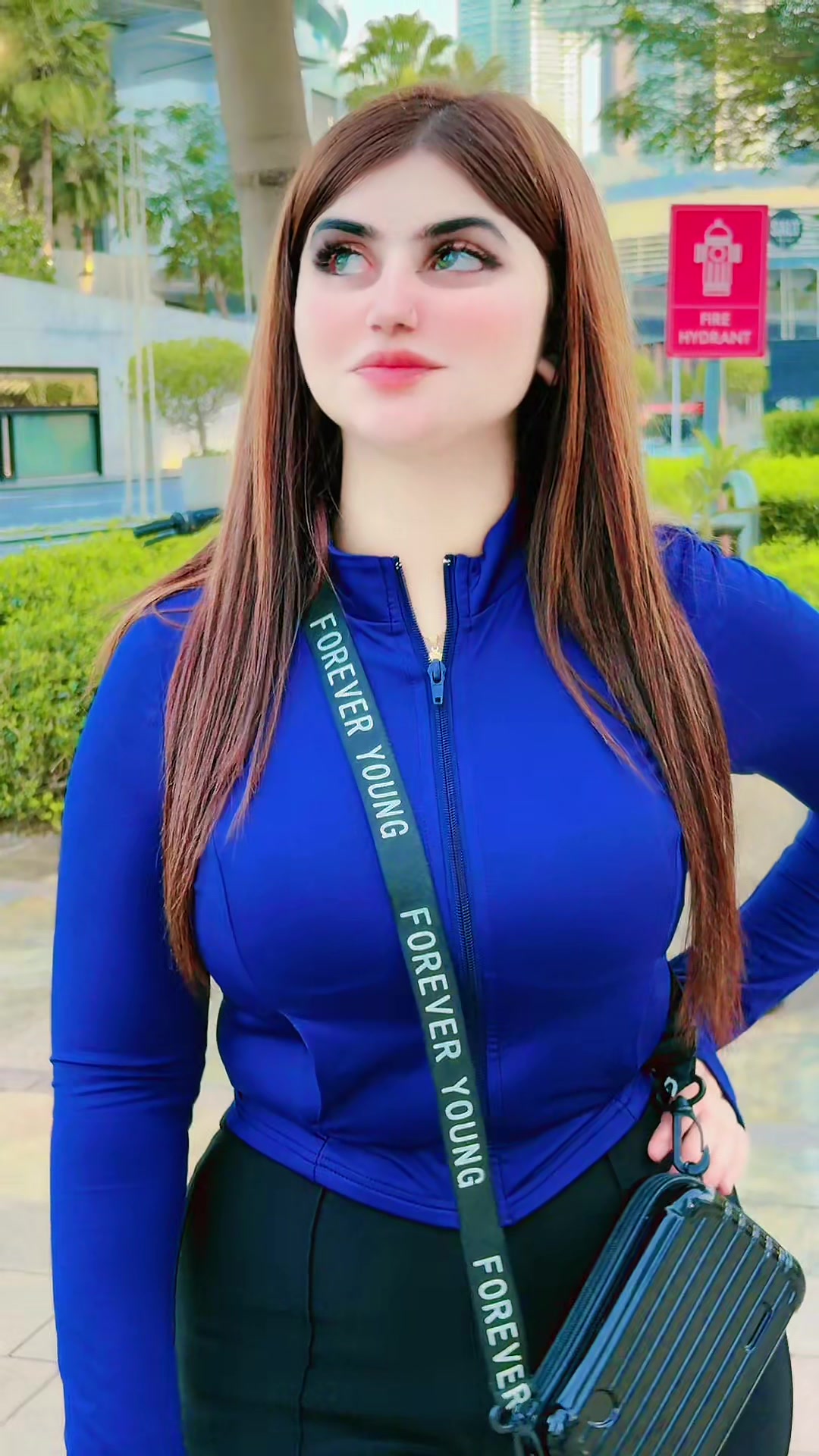 @𝐌𝐚𝐡𝐢𝐑𝐚🇦🇪 𝐒𝐔𝐋𝐓𝐀𝐍