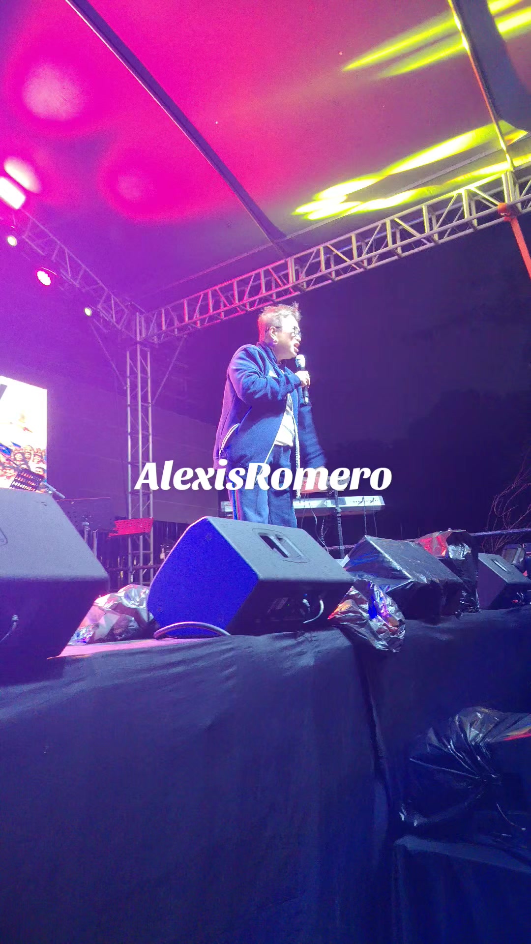 @AlexisJohnRomero