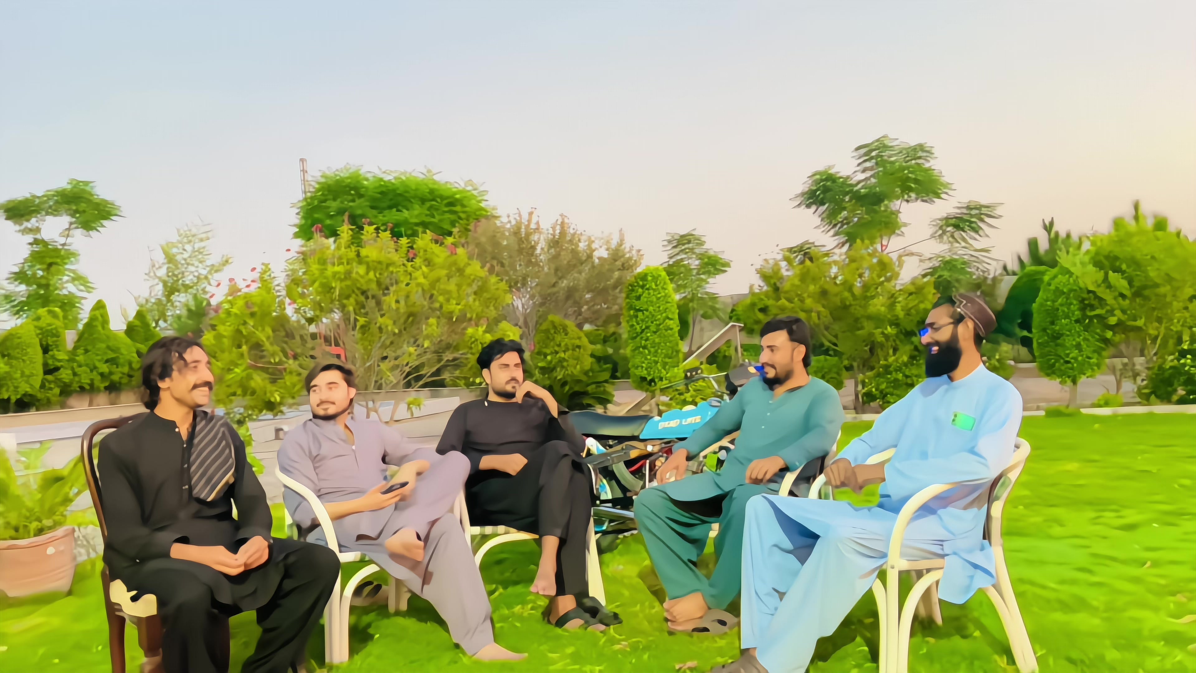 @Umarii Afridi 👑 💯✌🏻
