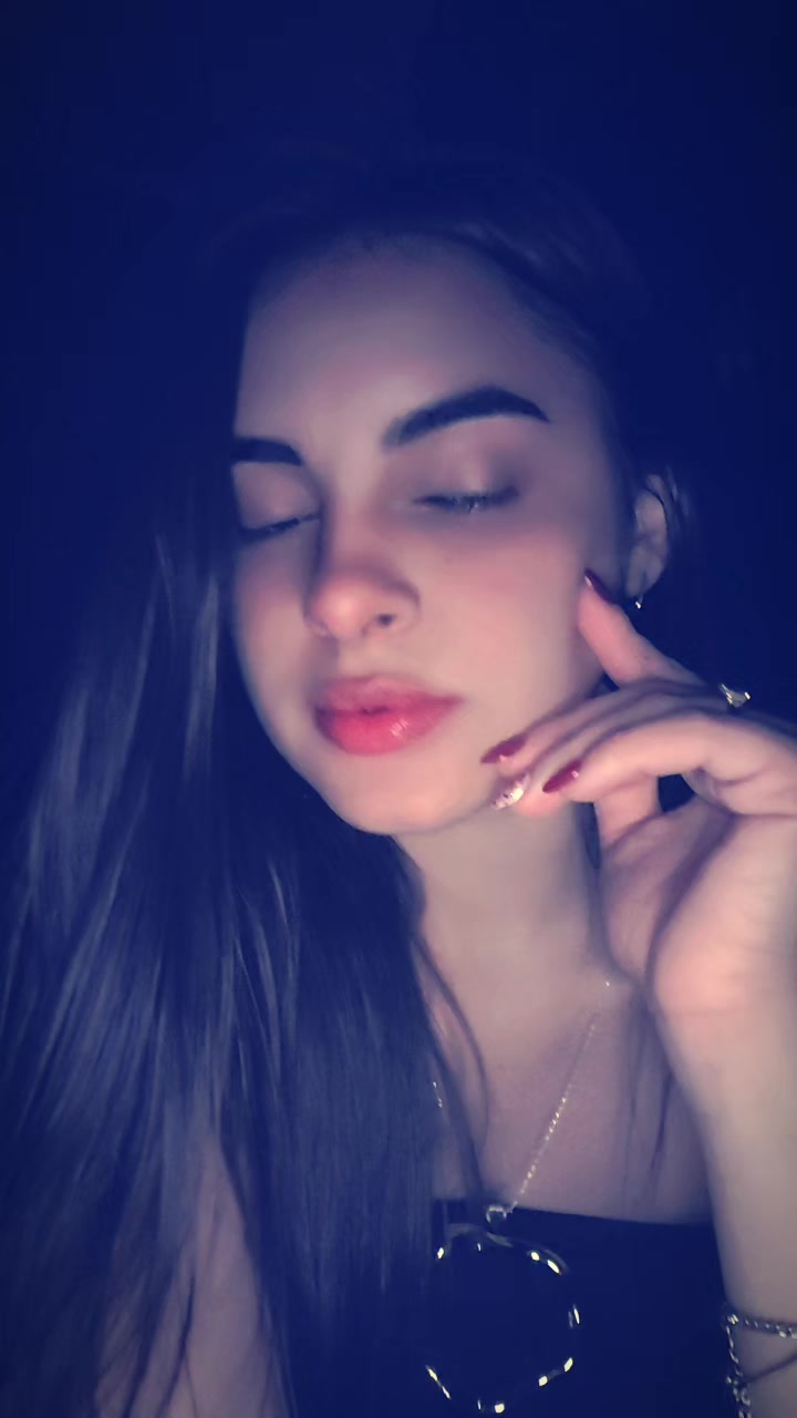 @Vitória Borchardt Dos Reis