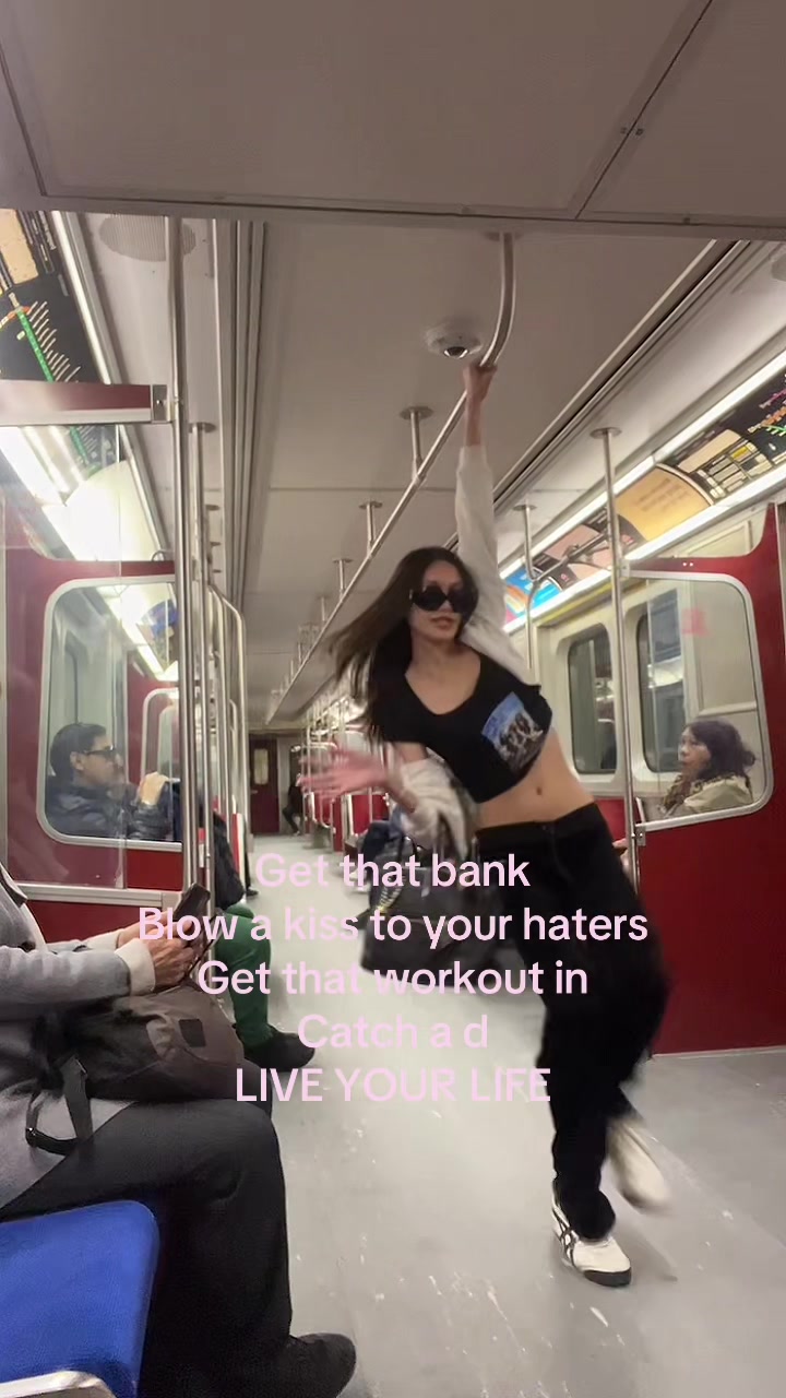 @💋