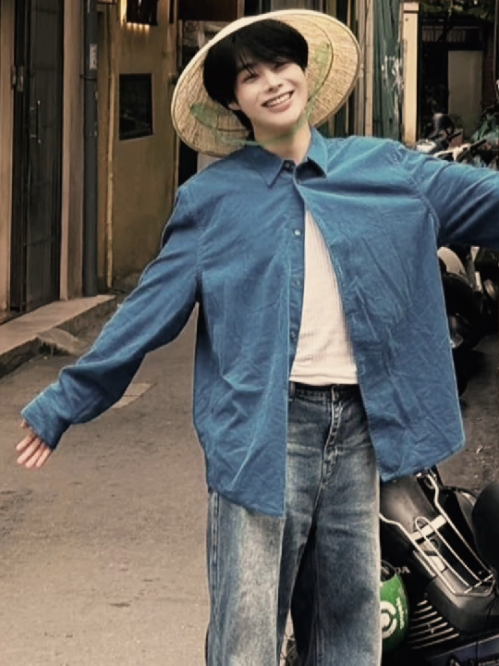@𝑯𝒂𝒏𝒃𝒊𝒏𝒉𝒐𝒍𝒊𝒄 ݁ ˖Ი𐑼⋆