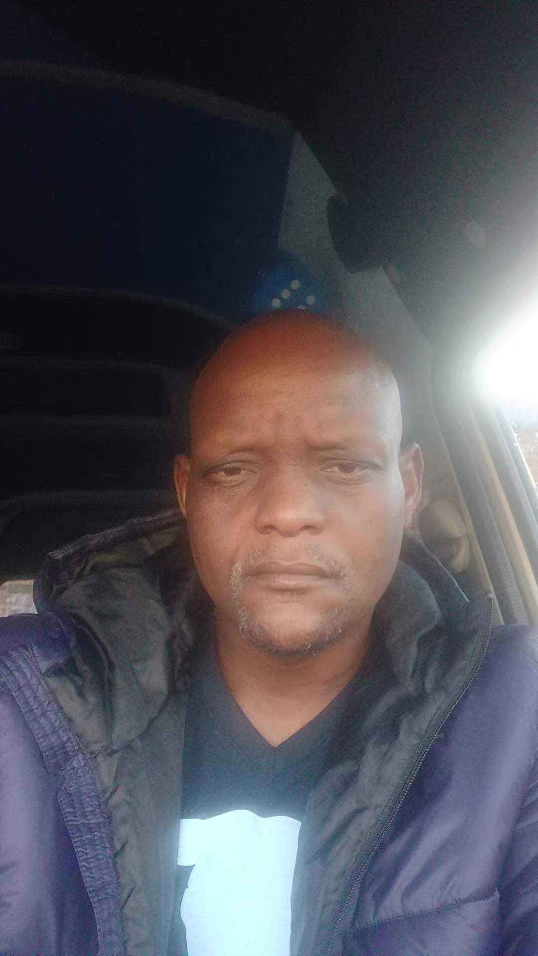@sipho Phara
