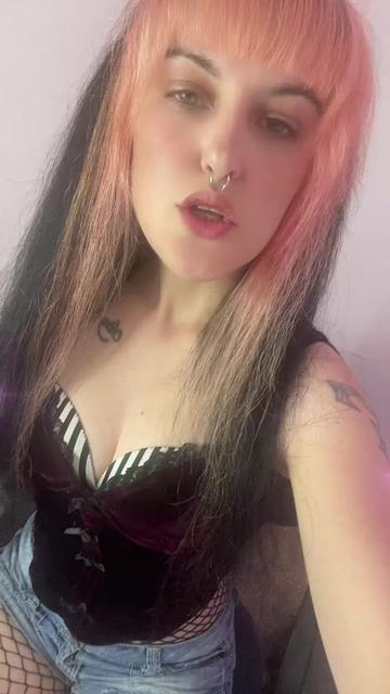 @🖤𝕷𝖎𝖓𝖉𝖘𝖊𝖞🖤