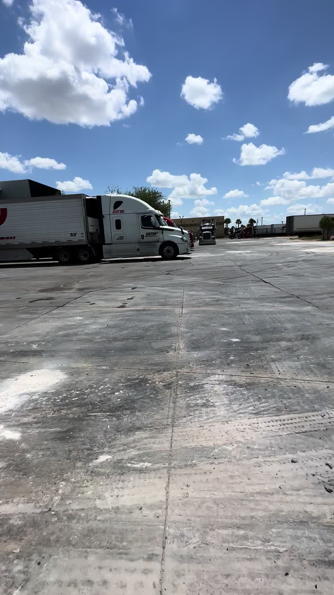 @julianlunajr