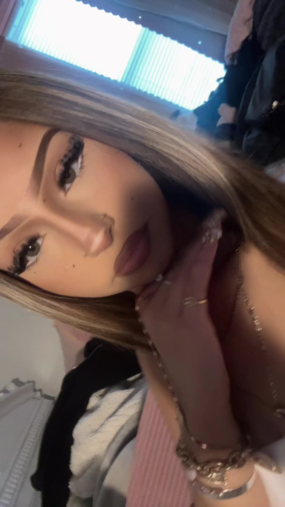 @𝒵