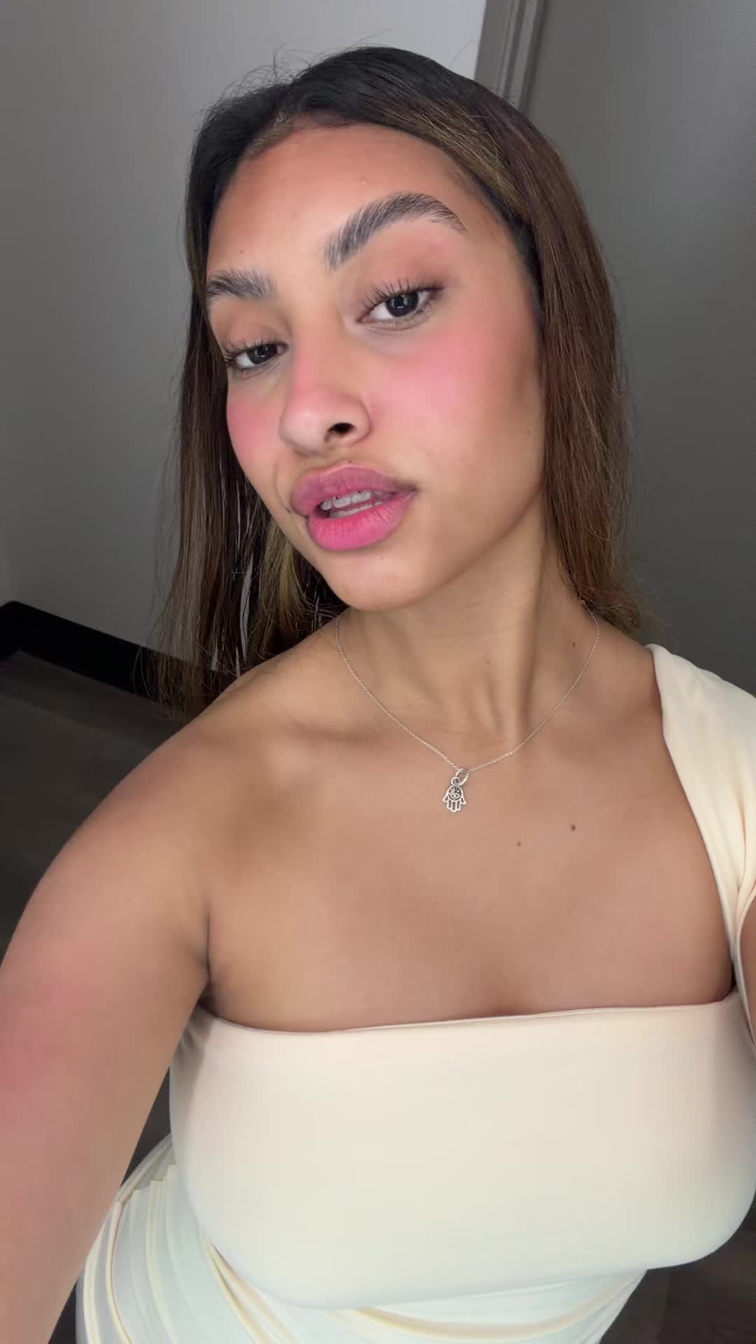 @N I K O L L E