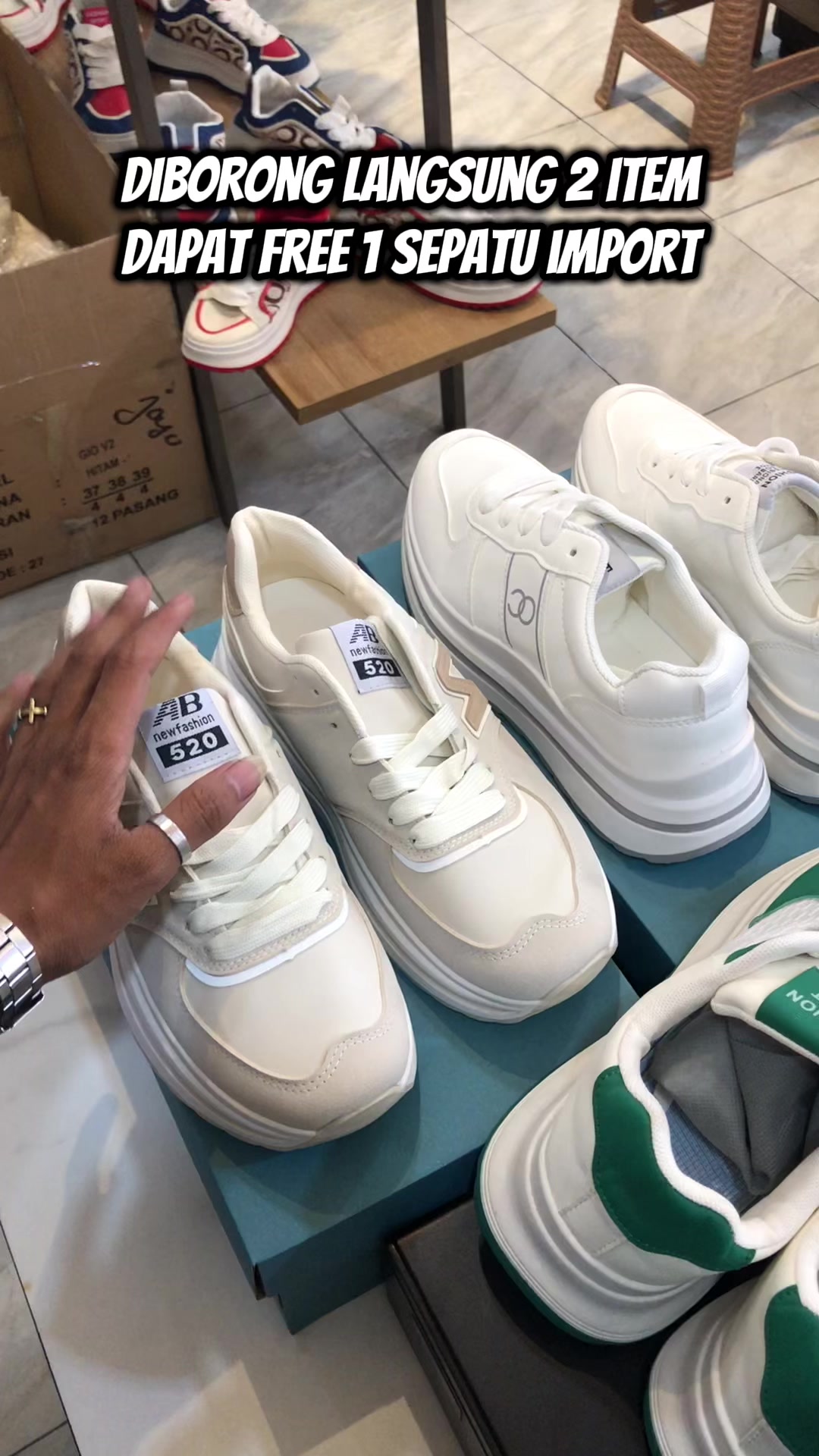 @pandaansneakers