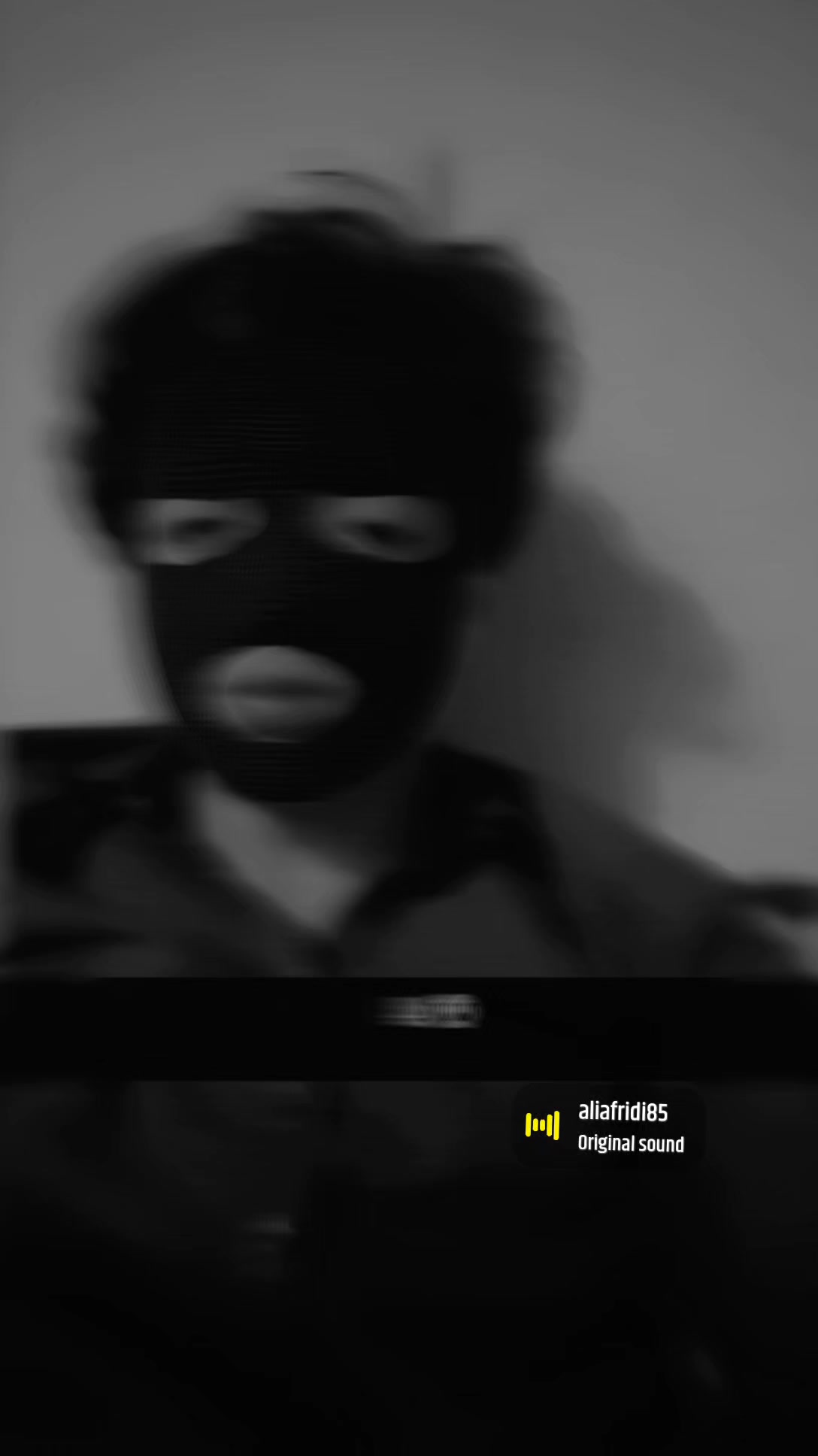 @𝖬𝕰𝐻𝖱𝖴❤️