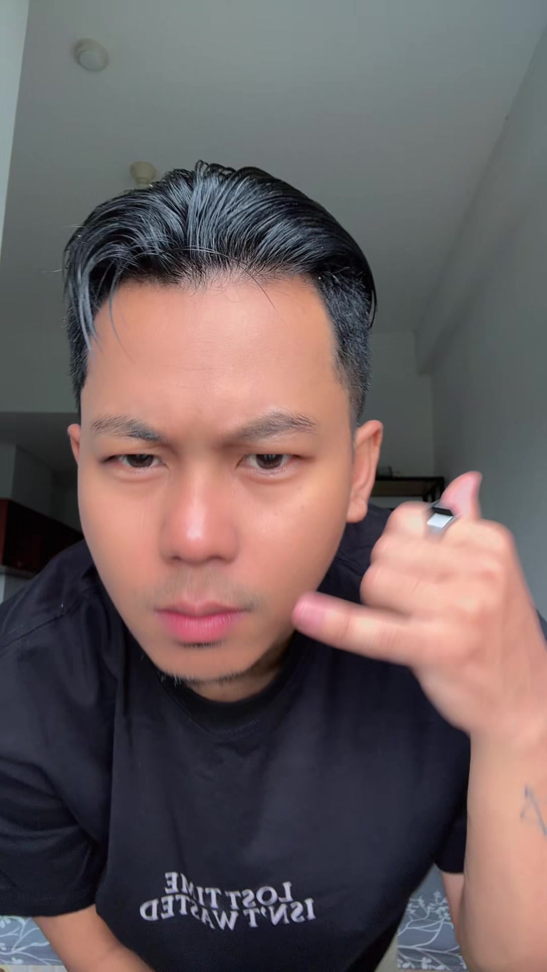 @Zai