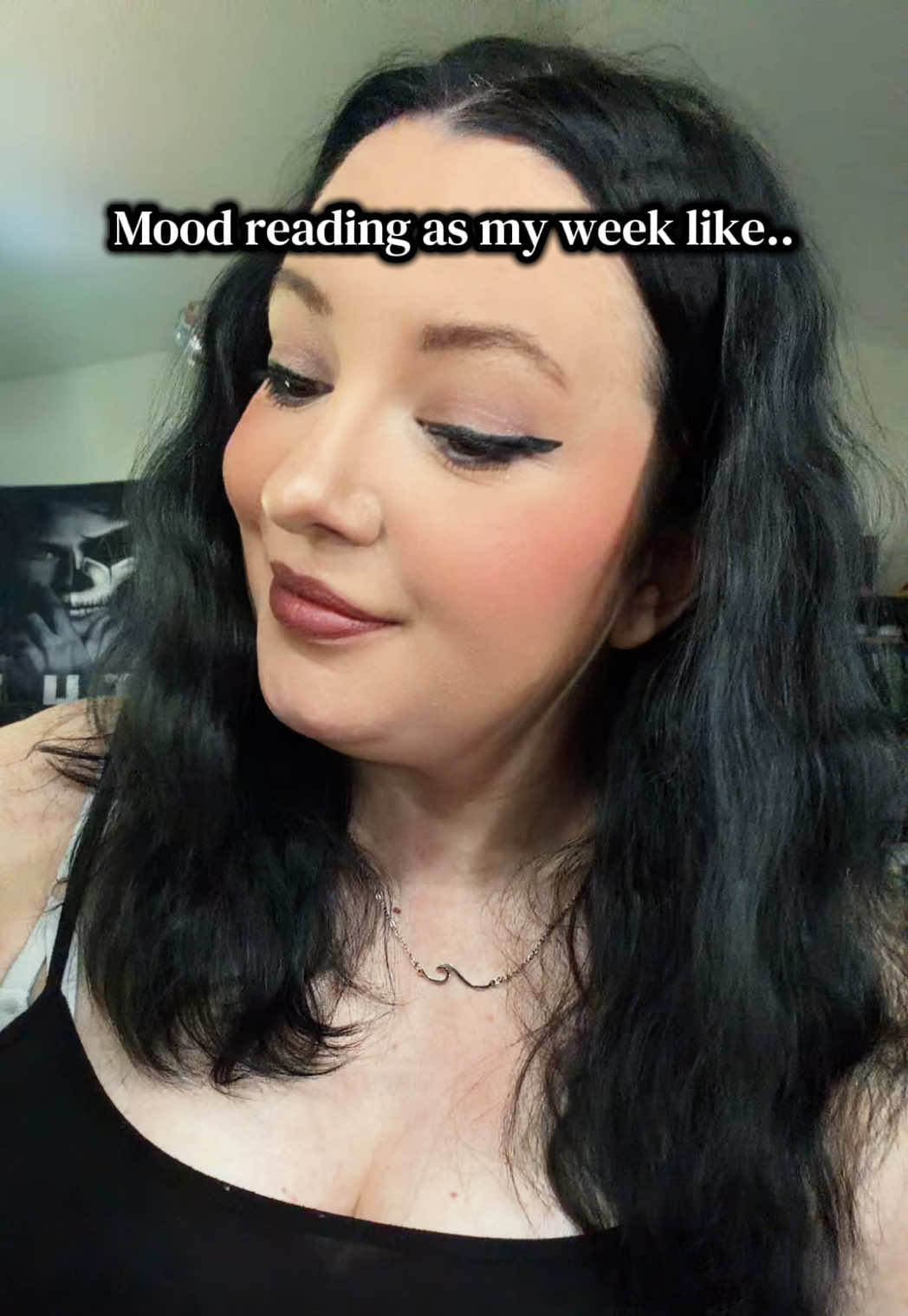 @Danielle Reads 📚☕️ 🧸