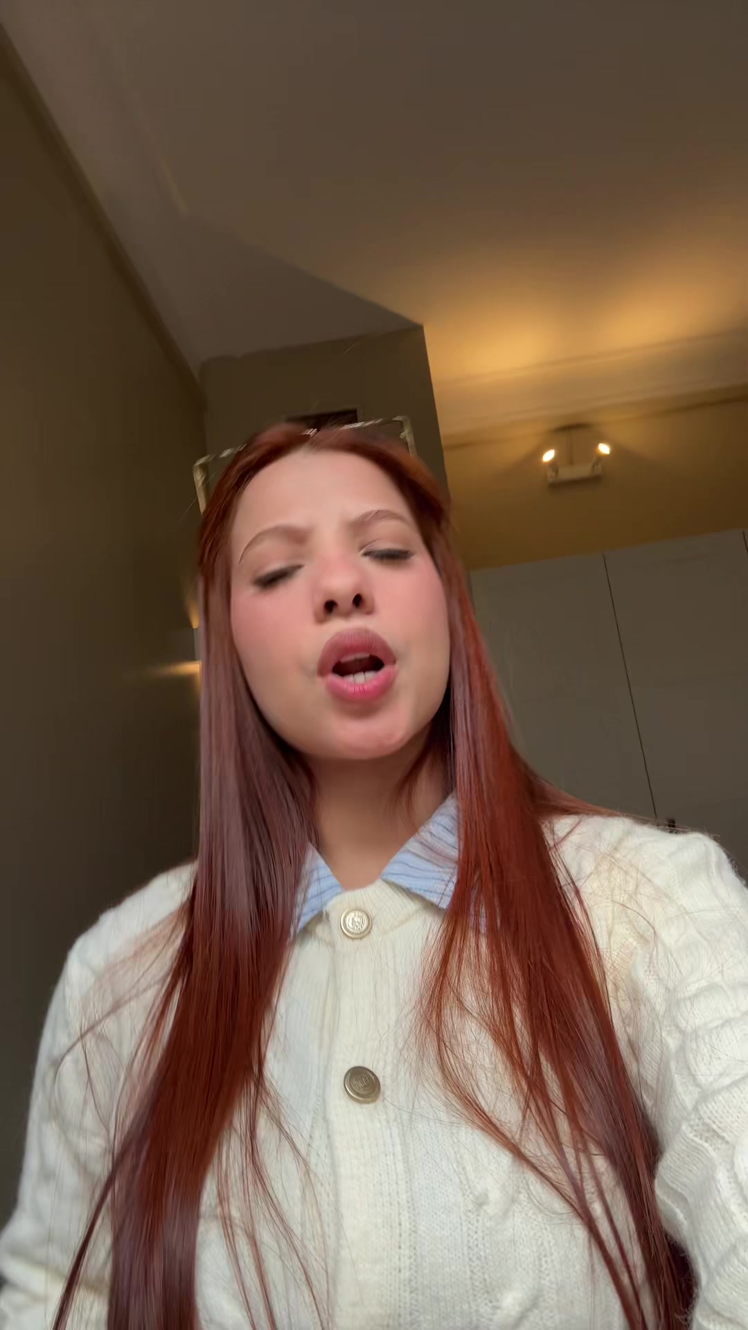 @angelabag18