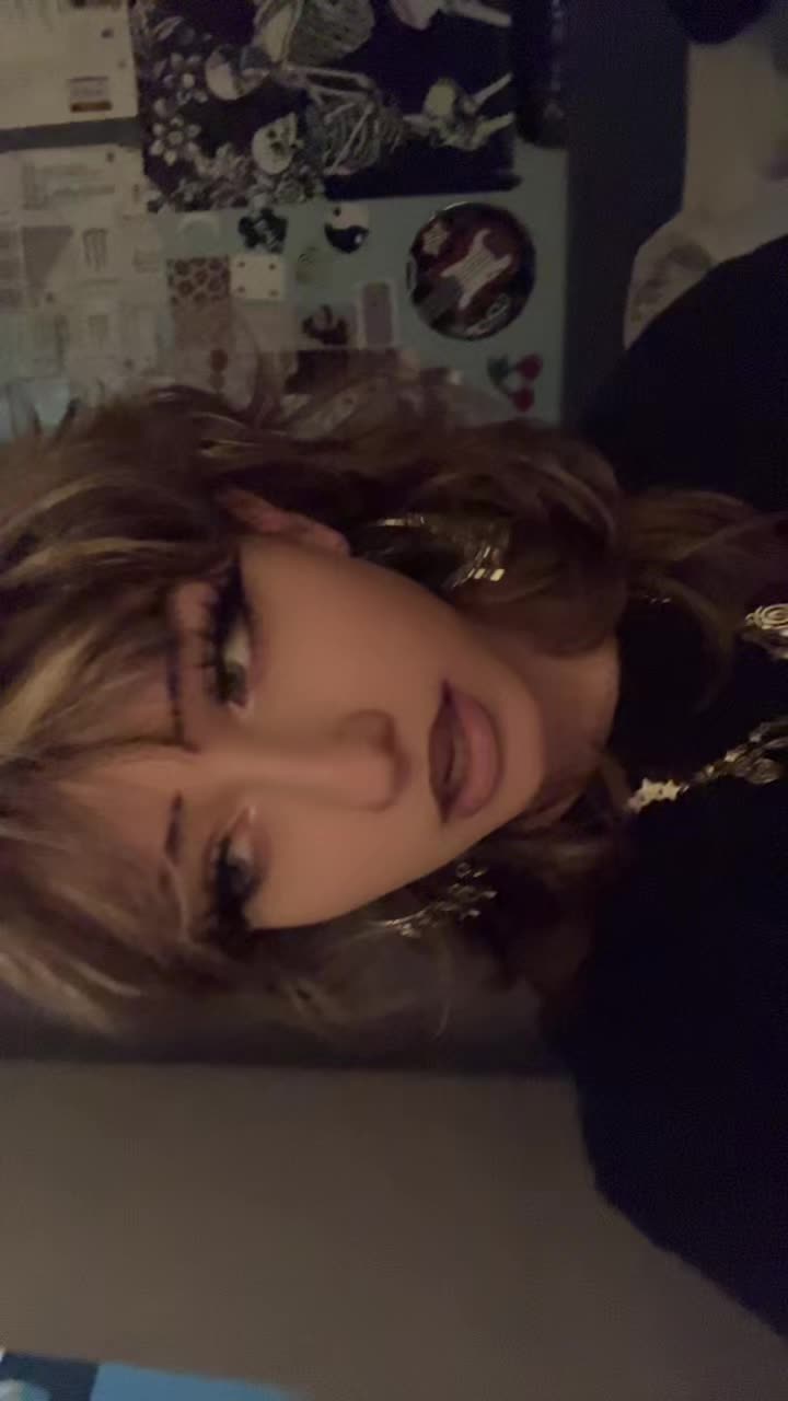 @lizzystarz