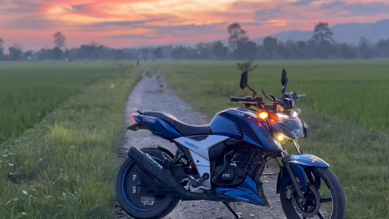 @THE_JUNIOR_RIDER🐺
