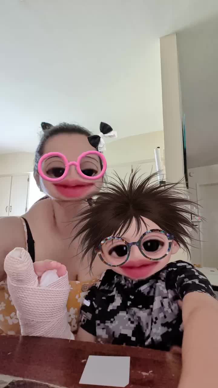 @aaracelis