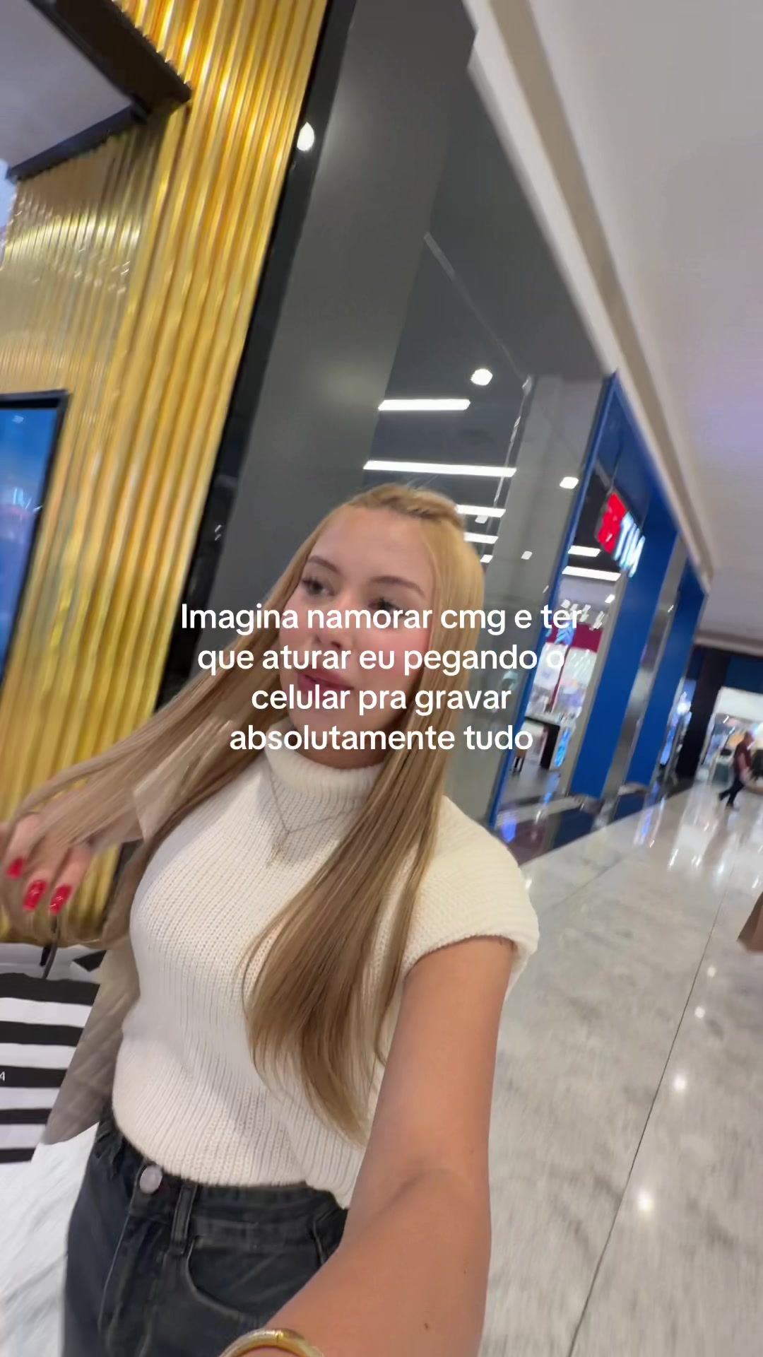 @Ana Carolina Csiszer