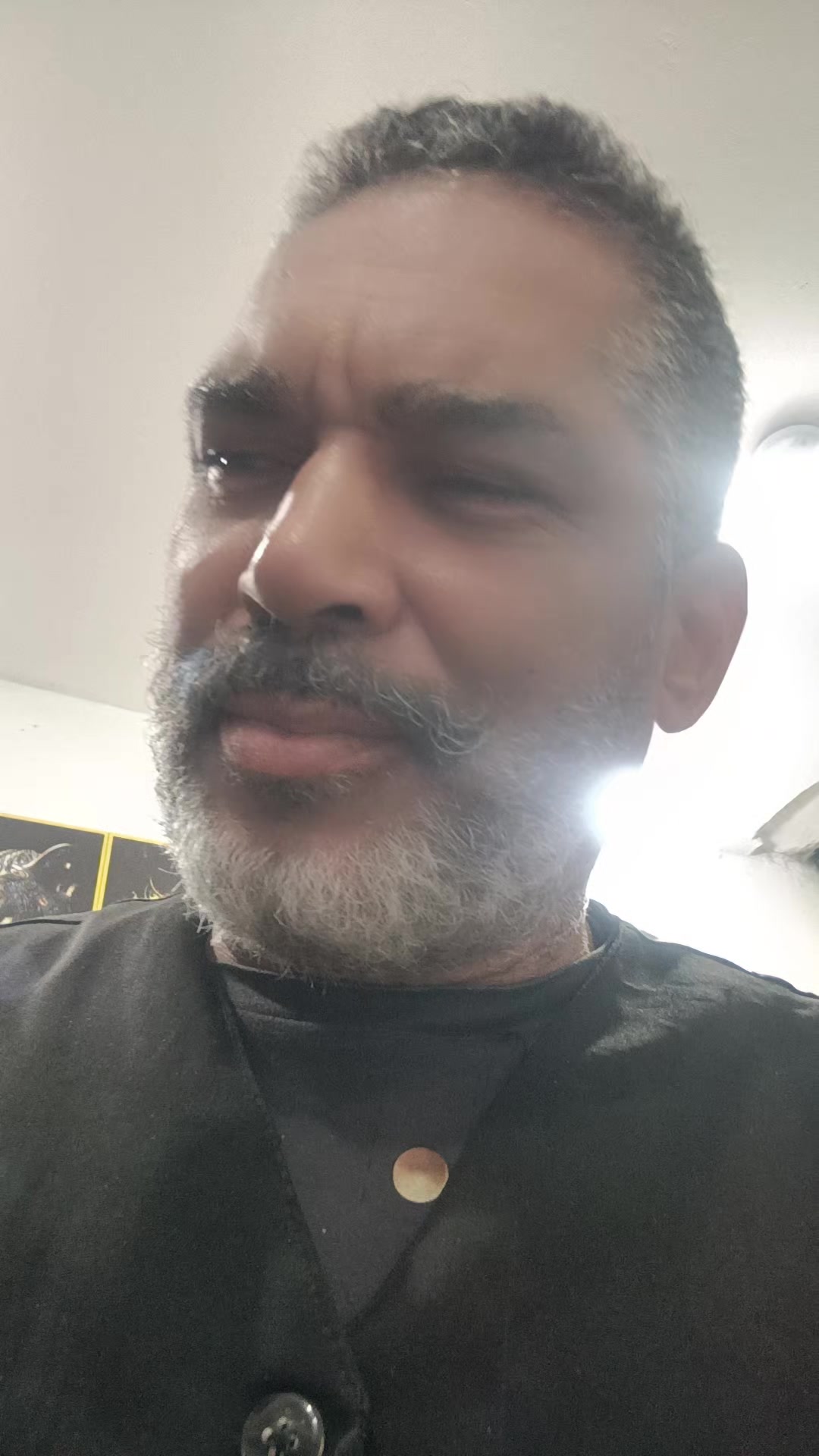 @vassouras