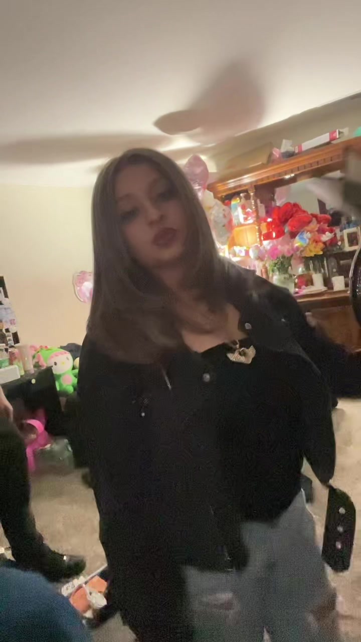 @alexis