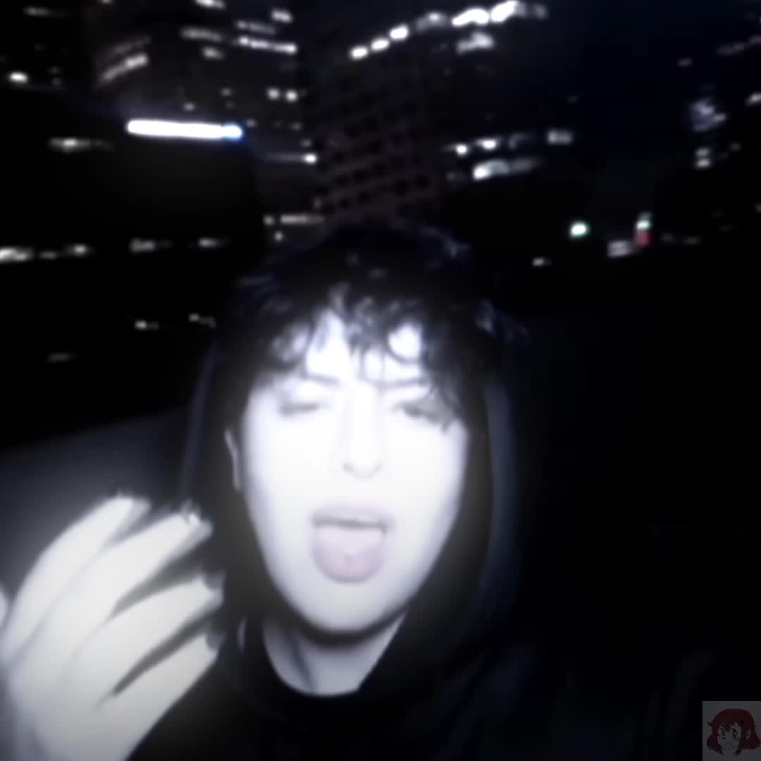 @_crxst4l_