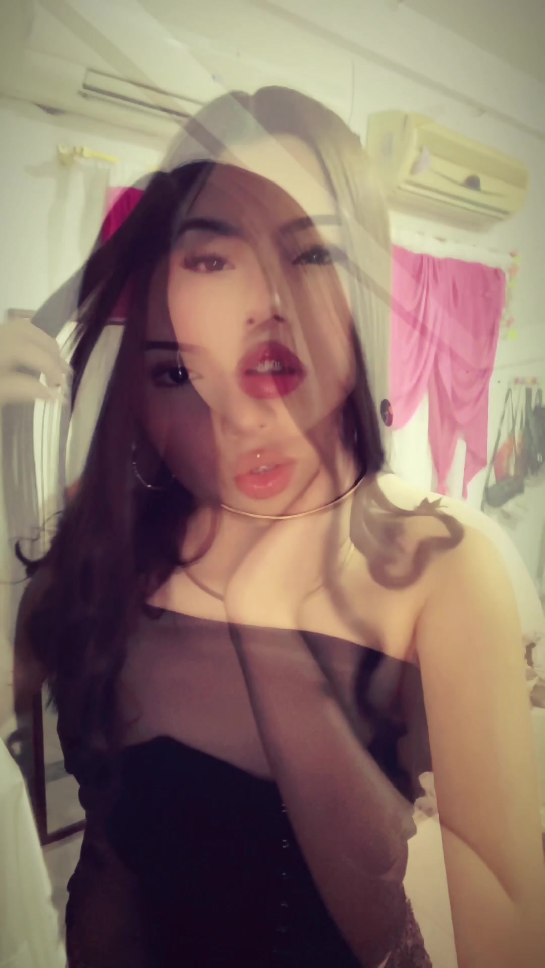 @Anais