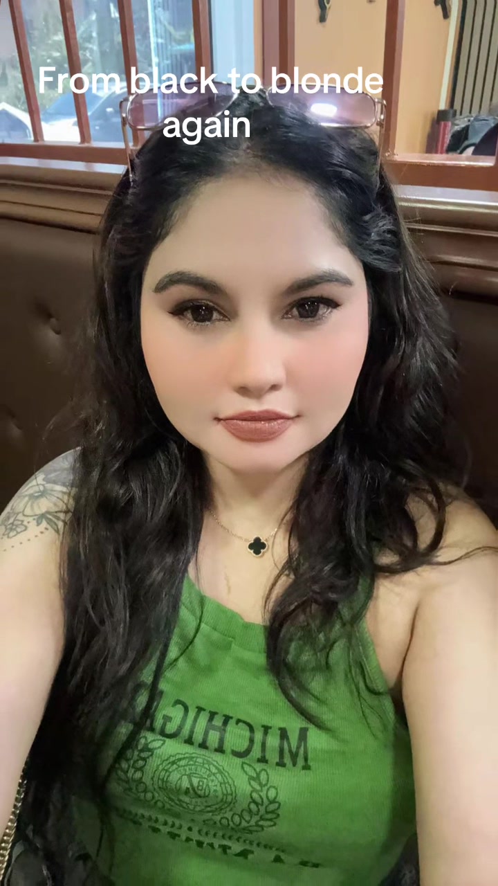 @SEXYNADIA123