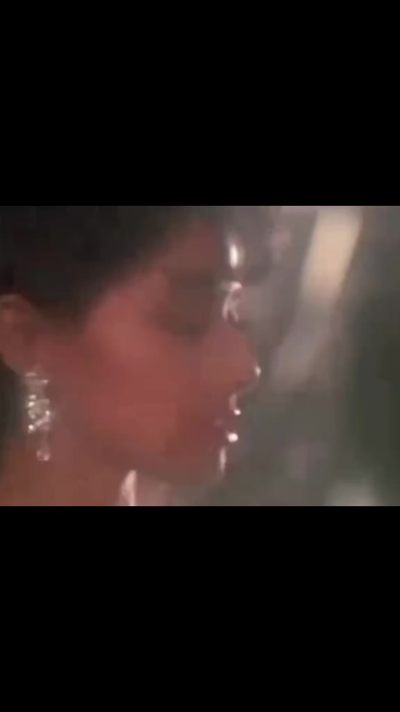 @Saung_bollywood 💫