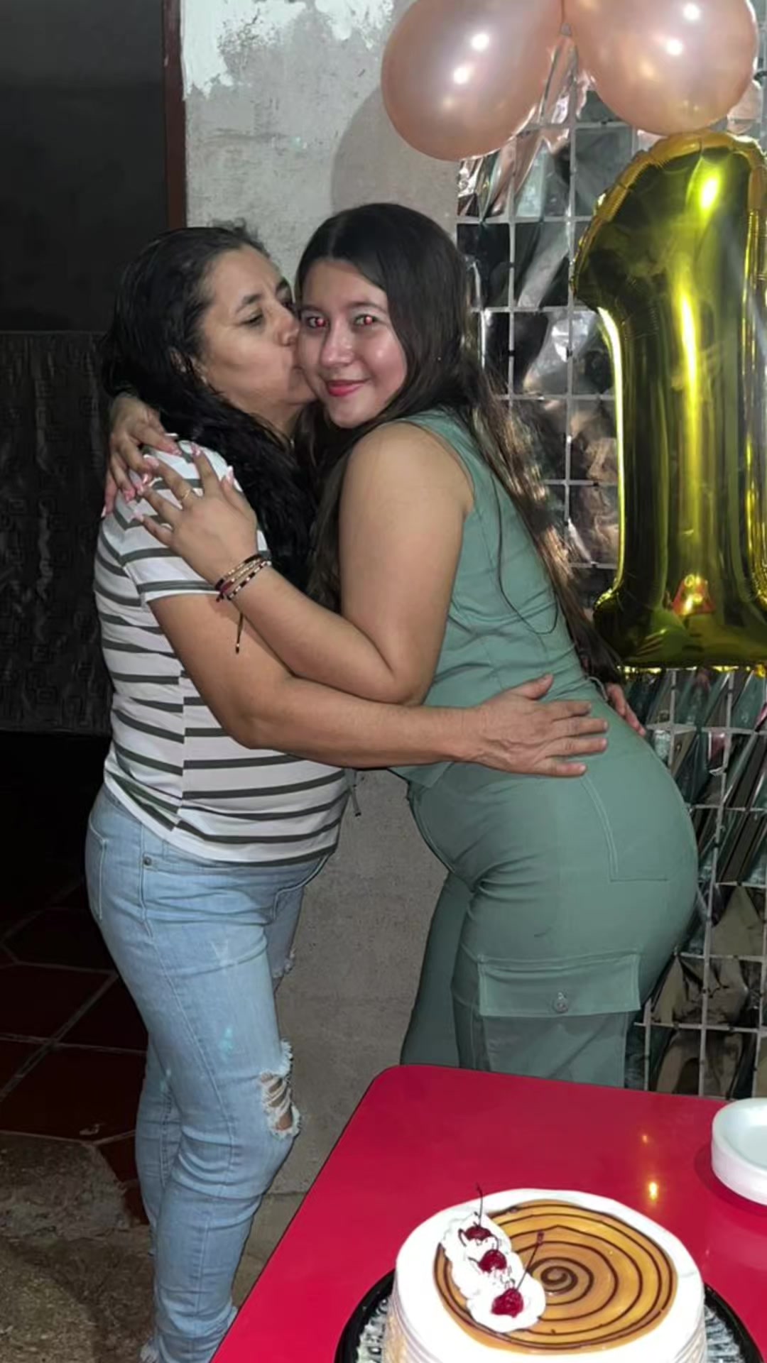 @Nayely