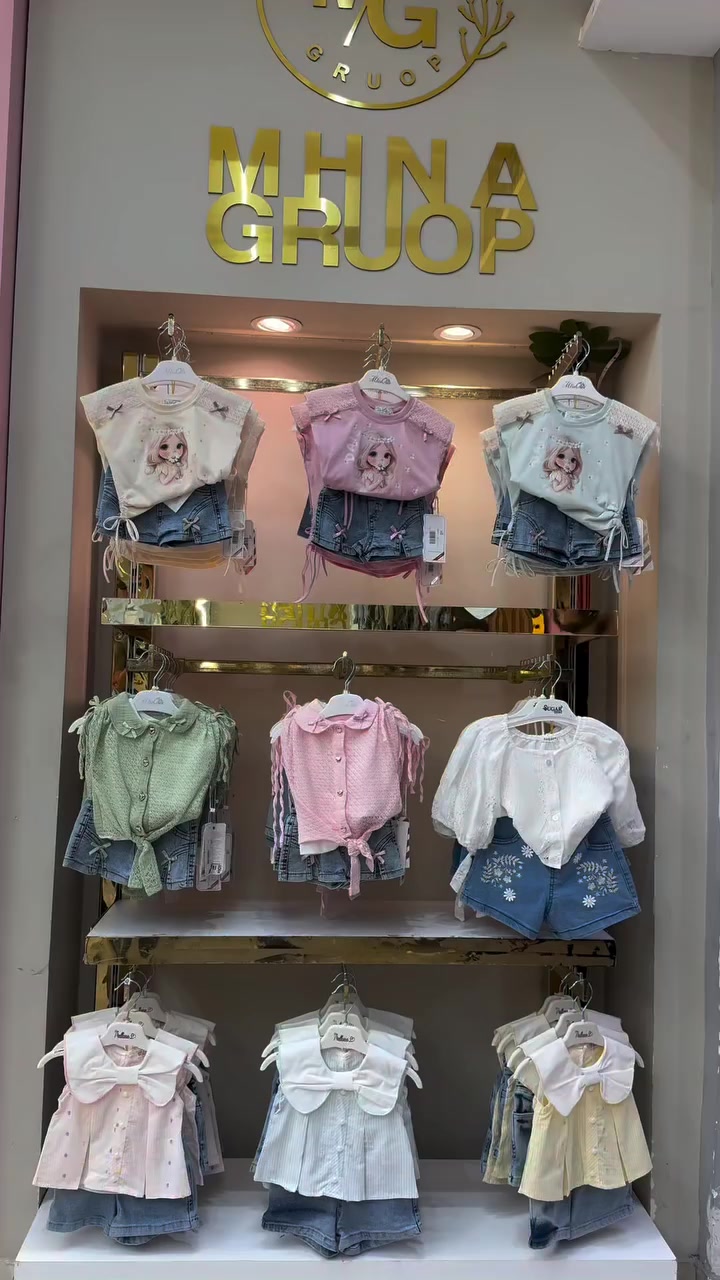 @Sara Clothing store